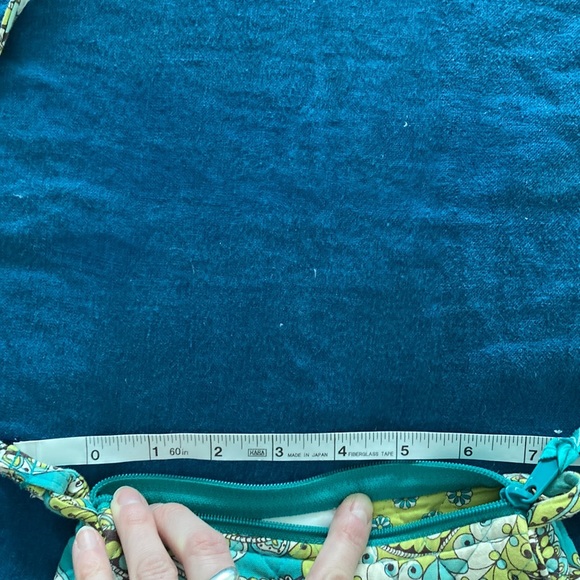 Vera Bradley Cross Body Small Purse - Picture 9 of 10